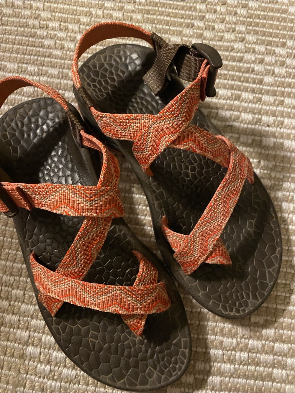 CHACO Orange Strappy Outdoor Sandals 7 - Picture 2 of 3